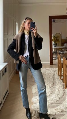 Packing Inspiration, Amalie Moosgaard, 23 Style, Chique Outfit, Fall 23, Scandinavian Fashion, Dream Style, Winter Trends