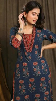 Printed Kurti Designs, Cotton Suit Designs, Salwar Neck Designs, Kurtis Design, Stylish Kurtis Design, New Kurti Designs, Churidar Designs, Simple Kurti, Simple Kurta Designs