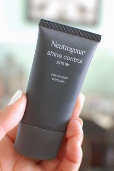 The best primer for oily skin-only around $12! Best Primer For Oily Skin, Primer For Oily Skin, Camouflage Makeup, Skin Booster, Best Primer, Best Makeup Tips