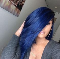 Electric dark blue hair Hairstyles For Blue Hair, Blue Hair Ombre, Black Women Hair, Hair Ombre, Hair Color Blue, Penteado Cabelo Curto, Short Hairstyle, Sew In, Cool Hair Color