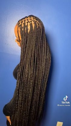 Long Knot Less Braids, Extra Long Box Braids, Knot Less Braids, Braided Hairstyles For Black Women Cornrows, Big Box Braids Hairstyles, Box Braids Hairstyles For Black Women, Cute Braided Hairstyles, Braided Cornrow Hairstyles, Braids Hairstyles Pictures