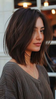 Hair Cuts Black Hair, Asian Bob Haircut Round Faces, Haircut Bob Medium, Haircuts For Volume Fine Hair, Short Hair Layered Cut, Short Hair 2024, Long A Line Bob, Medium Bob Hair, Layered Haircuts Short