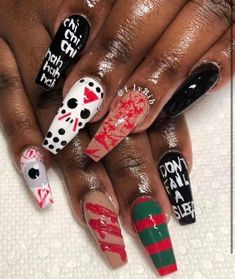 Horror Nail Ideas, Saw Halloween Nails, It Nails Halloween, Halloween Nails Freddy Kruger, Freddy Krueger Nails Acrylic, Jason Voorhees Nails, Hollowed Nails, Jason Nails Halloween, Trending Autumn Nails