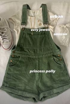 Barnes And Noble Outfit Summer, Green Shortalls Outfit, Light Green Overalls, Cute Cottagecore Outfits Summer, Green Overall Shorts Outfit, Green Short Overalls Outfit, Outfit Ideas Cottagecore Casual, What To Wear With Green Shorts, Coastal Cottagecore Outfit