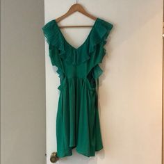 Great For Wedding And Parties Green Flowy Mini Dress For Party, Green Dress, Colorful Dresses, Womens Dresses, Green, Women Shopping, Dresses, Color