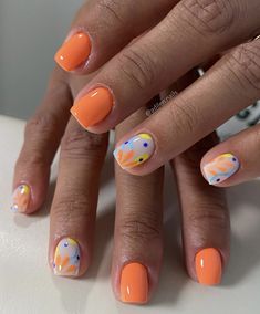 Short Summer Nail Designs 2024, Trendy Summer Nails 2024, Nail Ideas Shellac, Short Summer Nail Ideas 2024, June Nails Ideas 2024, Spring Nails Easy, Citrus Nails, Eye Shadow Nails, Summer Gel Nails