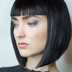 Global Artistic Director for Hair Cutting Ricardo Dinis is the master of the bob and we love how this precise fringe grazes the model's eyebrows. Just look at that shear (sorry) perfection! Will you go short for spring? Best Hair Cuts, Womens Bob Hairstyles, Homemade Hair Treatments, Hair Dye Tips, Performance Hairstyles, Bob Hairstyles With Bangs, Really Short Hair, Cool Short Hairstyles, Bob Haircut With Bangs