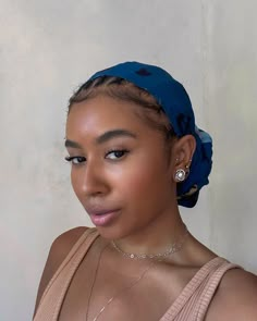 Scarf Braids 101: Perfect Styles for Newbies Braid With Scarf, Veiling Styles, Head Wrap Ideas, Hair Scarf Tutorial, Christian Veiling, Turban Styles, Headwrap Styles, Headwrap Hairstyles, Braided Scarf