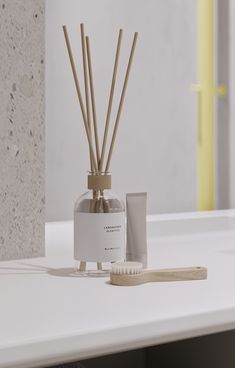 #ACCENTS_SPB_AZ on Behance Reed Diffuser Packaging, Classic Kitchen Cabinets, Mood Candles, Candle Labels Design, Design Studio Office, Diffuser Bottle, Cream Aesthetic, Spa Design, Reed Diffusers