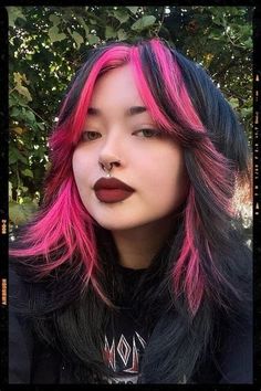 Black Into Pink Hair, Hot Pink Hair And Black, Pink And Black Streaks Hair, Pink And Black Color Block Hair, Half And Half Hair Color Pink And Black, Hot Pink With Black Hair, Hot Pink Bangs Brown Hair, Pink And Black Dyed Hair, Skunk Hair Dye Pink