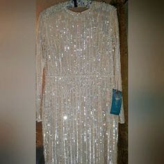 New! Mac Duggal Long Sleeve Sequin Beaded Dress Gown Rose Gold Retail $698 Sz 10. Brand New Never Used With Tags On. Stunning For Special Occasions. Holiday Embellished Wedding Gown, Festive Sparkling Sequin Dress For Weddings, Festive Sparkling Sequin Wedding Dress, Festive Wedding Sequin Dress, Festive Champagne Sequin Wedding Dress, Holiday Cocktail Embellished Gown, Gold Gown Dress, Black Maxi Gown, Grecian Gown