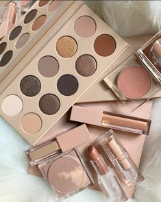 Cool Tones, Top Model, Makeup Looks, Blush, Shades, On Instagram, Beauty