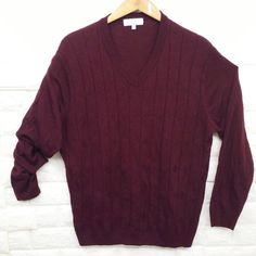 Vintage Y2k Knit Sweater | Turnbury Made In China Merino Wool Blend, Ribbed Cable Knit Sweater Textured Knitwear V-Neck Long Sleeve Unisex Big N' Tall Mens-Xlt Hand Wash Soft Lightweight In Shades Of Burgundy Wine Maroon. In Pre-Owned* Condition With No Outwardly Visible Flaws - Seam Repairs. I#H1041 Ensure It Will Fit - Flat Lay Seam To Seam Measures Approx: Shoulder: 17 " Chest: 24 " Length: 30 " Waist: 22 " Hemline: 19 " Sleeves: 24 " Weight: 14 - Oz Condition: Items Are Quality Pre-Owned*, S Textured Knitwear, Y2k Knit, Shades Of Burgundy, Burgundy Wine, Pin Hole, Wine Colored, Cable Knit Sweater, Flat Lay, Cable Knit