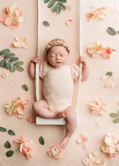 Handmade newborn swing with natural macrame ropes Macrame "flowers" not included. For newborn photography use only. Please always practice the correct safety measures when using this product and always use it when baby is lying down and secure. In use photos by Kelly Mullins Photography Newborn Photoshoot Flowers, Newborn Photography Prop Ideas, New Baby Photoshoot Ideas, May Baby Photoshoot Ideas, Floral Newborn Photography, Rain Theme Baby Photoshoot, Newborn Swing Photography, Monthly Baby Pictures Ideas, Spring Newborn Pictures