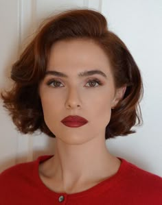 Short Hair Red Lips, Best Bob Haircuts, Hair Haircuts, Nc Wedding, Haircut Ideas, Vintage Hairstyles