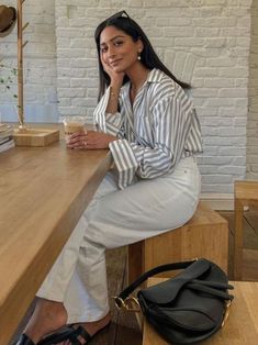 Bohemian Brunch Outfit, Trendy Business Casual Outfits Summer, Tech Business Casual Women, Spring Outfits 2023 Office, Feminine Blazer Outfit, Spring Corporate Work Outfits, Work Summer Outfits The Office, Curvy Classy Outfits, Corporate Summer Outfits