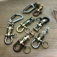 Keychain Camera, Paracord Accessories, Paracord Projects, Bike Chain, Edc Tools, Survival Tools, Metal Art Projects