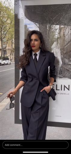 Women Suit And Tie, Corporate Baddie Outfits, Corp Goth, Formal Suits For Women, Corporate Baddie, Woman In Suit, Stylish Work Attire, Corporate Outfits, Woman Suit Fashion