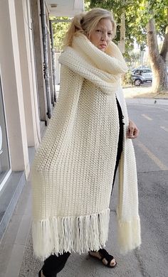 The size  shawl on the picture is 400/70cm Made to order your color and measurements Please send me a message Hippie Crafts, Blanket Shawl, Oversized Blanket, Wool Shawl, Blanket Scarf, Long Scarf, Bead Designs, Crochet Fashion, Shawls And Wraps