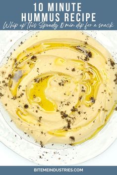 Bowl of hummus drizzled with olive oil and sprinkled with za’atar seasoning. Easy Hummus Recipe, Hummus Recipe Homemade, Homemade Dips, Citrus Dressing, Easy Hummus, Healthy Snack Options, Easy Snack Recipes, Hummus Recipe