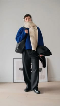 Winter Minimalist Outfit, Japan Men Fashion, Daniel Simmons, Minimalistic Outfits, Outfit Classic, Lazy Style, Classy Outfits Men, Loafer Style, Streetwear Styles