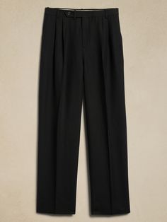 Agustin Relaxed Linen-Blend Pant | Banana Republic Black Linen Trousers, Mens Linen Pants, Classy Fits, Linen Blend Pants, Men Trousers, How To Hem Pants, Fitted Trousers, Linen Trousers, Black Linen