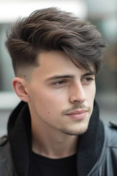 Oval Face Hairstyles Mens, Side Parted Hairstyles, Men Hairstyles Short, Haircut For Boys, Fringe Haircuts, Very Short Hair Men, Side Haircut, Hairstylist Fashion, Textured Fringe