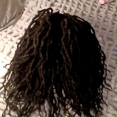 Front Lace Dreads Only Worn Once.In Excellent Condition.Very Stylish. Freshly Washed. Comes With Original Box Dreads Color, Dread Wig, Auburn Highlights, Raquel Welch Wigs, Blonde Hair Extensions, Blonde Lace Front Wigs, Natural Human Hair, Brown Balayage, White Blonde