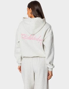 Reach Your Ultimate Level Of Coziness, While Still Feeling On-Trend With This Perfect Oversized Sweatshirt. Pair It With Its Matching Sweatpants To Complete The Look. Hoodie. Graphic Print. Edikted Text. Matching Set. 50% Cotton, 50% Polyester. Model Wears Size S. Model Height Is 5'9. Item Care: Machine Wash At Maximum 30ºc, Do Not Bleach, Do Not Tumble Dry, Iron At A Maximum Of 110ºc, Do Not Dry Clean. | Edikted Sasha Bow Detail Hoodie Where To Buy Hoodies, Cold Clothes, Overalls Boys, Chino Pants Women, Fox Hoodie, Kawaii Sweatshirt, Wwe T Shirts, Wishlist 2024, Hoodie Graphic