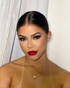 Make Up For White Outfit Classy, Make Up Ideas Red Lip, Side Part Elegant Hair, Red Lipstick Glam Makeup, Prom Makeup For Black Dress Red Lips, Birthday Makeup Red Lips, Black Friday Makeup Look, Smokey Eyes And Red Lips, Make Up With Red Lipstick Brown Eyes