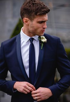 Navy Blue Suit Men, Dark Navy Blue Suit, Navy Blue Wedding Theme, Navy Suit Wedding, Navy Tuxedos, Dark Blue Suit