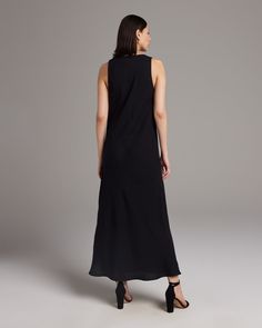 Make an effortless statement with our soft linen maxi dress. The lightweight linen blend makes this the perfect piece for a relaxed warm-weather look. Pair with the Linen Featherlight Blouse or Loose Knit Linen Sweater. 55% Linen, 45% Rayon Made in New York City Casual Viscose Maxi Dress For Evening, Casual Evening Maxi Dress In Viscose, Sleek V-neck Maxi Dress For Summer, Linen Chic Maxi Dress, Sleek Maxi Dress For Spring, Chic Linen Maxi Dress, Black Unlined Maxi Dress, Elegant Linen Maxi Dress, Elegant Linen Maxi Dress With Side Slits