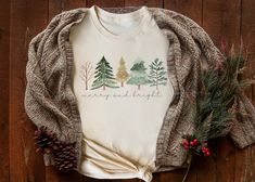 Merry and Bright Trees Women's Christmas Shirt Womans - Etsy Vintage Christmas Shirt, Groovy Christmas, Winter Tees, Retro Christmas Tree, Tree Woman, Womens Christmas Shirts, Sugar Land, Christmas Tree Shirt, Merry Christmas Shirts