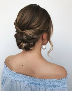 Sanggul Modern, Hairstyle Updo, Romantic Updo, Hair Jewels, 사진 촬영 포즈, Updos For Medium Length Hair