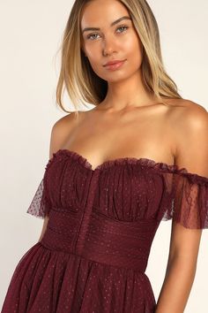 You'll be the toast of the town in a gorgeous gown like the Lulus Regal Radiance Burgundy Tulle Bustier Midi Dress! This elegant dress boasts a Swiss dot-covered mesh overlay atop a matching stretch knit liner, shaping a bustier-style bodice with a decorative hook and eye closures at the front, framed by fluttery sleeves that can be worn on or off the shoulder. Fitted waist continues into a full skirt (with a layer of hidden tulle for volume) that ends at a midi hem. Hidden zipper/clasp at back. Wedding Guest Dress Styles, Hot Party Dresses, Bustier Midi Dress, Trendy Party Dresses, Junior Party Dresses, Burgundy Midi Dress, Adhesive Bra, Different Dresses, Party Dress Short