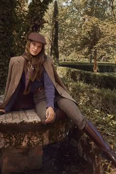 Hunting Fashion Women, British Countryside Outfit, Winter Market Outfit, English Country Outfits Women, English Country Style Outfits, Hunting Outfits For Women, Funky Jackets, English Countryside Fashion, Safari Outfit Women