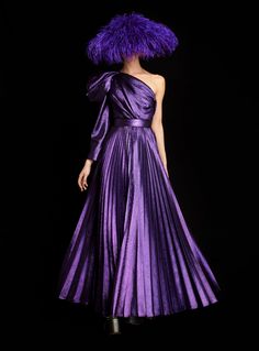 Luxury Purple Formal Dress, Purple Dragon Gown, Dark Purple Dress Couture, Raign Dresses, Luxury Purple Wedding Dress, Deep Purple Wedding Dresses, Purple Regal Gown, Rare Dress Colors, Irredescent Purple Dress