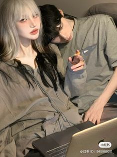 Ulzzang Couple, Human Poses Reference, Korean Couple, Human Poses, Pose Reference Photo, Art Poses, 인물 사진, Anime Poses Reference, Photo Reference