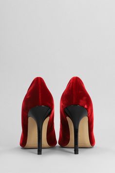 Velvet Pump Pumps in red velvet, pointed toe, heel 10. 5, leather sole, 100% velvet, Made in Italy