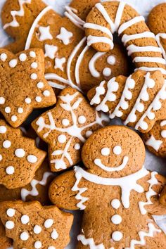 Easy Gingerbread Cookies, Gingerbread Cookie Dough, Soft Gingerbread, Small Batch Cookies, Easy Gingerbread, Soft Gingerbread Cookies, Cookies Gingerbread, Cookies From Scratch, Ginger Bread Cookies Recipe