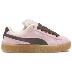 Brown Pink Shoes, Aesthetic Puma Shoes, Pink Nike Sneakers, Puma Shoes Women, Cute Vans, School Basketball, Skate Girl, European Shoes, Modern Streetwear