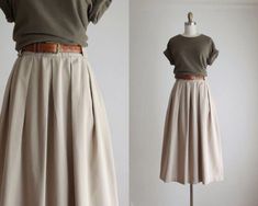 Stile Hippie Chic, Minimal Stil, Mode Tips, Cotton Midi Skirt, Retro Mode, A Skirt, Looks Style, Mode Inspiration, Looks Vintage