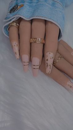 Foil Nails, Cute Nail Designs, Pretty Acrylic Nails, Nail Art Inspiration, Nude Pink, Gold Accent