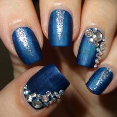 Nail Designs Using Gems Daily Nail Art And Design Navy Blue Nail Designs, Gem Nail Designs, Blue And Silver Nails, Silver Nail Designs, 3d Nail Art Designs, Silver Nail Art, Navy Blue Nails, Nail Art 3d, Queen Nails