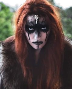 Pagan Makeup, Viking Halloween, Makeup Witch, Viking Queen, Arte Viking