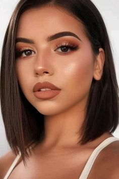 Wedding Guest Fall Makeup, No Liner Makeup Look, Makeup To Go With Burnt Orange Dress, Bridal Makeup For Auburn Hair, Peachy Smokey Eye Makeup, Burnt Orange Smokey Eye Makeup, Fall Make Up Looks For Brown Eyes, Burnt Orange Outfit Makeup, Makeup For Darker Skin Tones