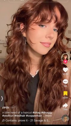 Queer Haircuts Long, Whimsigoth Hair, Perm Ideas, Corte Mullet, Long Mullet Hairstyle Women, 2c Hair, Hair Saloon, Curly Cut, Long Mullet