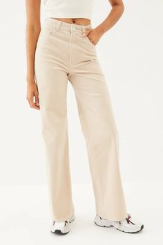 20 H&M Must Haves You'll Wear on Repeat This Fall Beige Corduroy Pants, White Corduroy Pants, Corduroy Wide Leg Pants, Silky Pants, Off White Pants, Shopping Wishlist, Striped Pant, Black Cropped Pants, Beige Pants