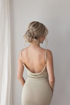 Mid Length Hair For Wedding Guest, Easy Updo Wedding, Alex Gaboury, Prom Hair Up, Bridesmaid Hair Inspo, Bridemaids Hairstyles, Cute Prom Hairstyles, Easy Updo, Wedding Hair Up