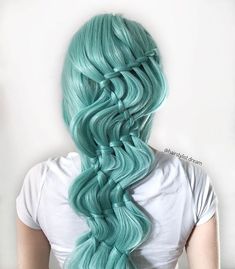 Perfect Curly Hair, Blue Green Hair, Trendy Hair Color, Hair Art, Green Hair